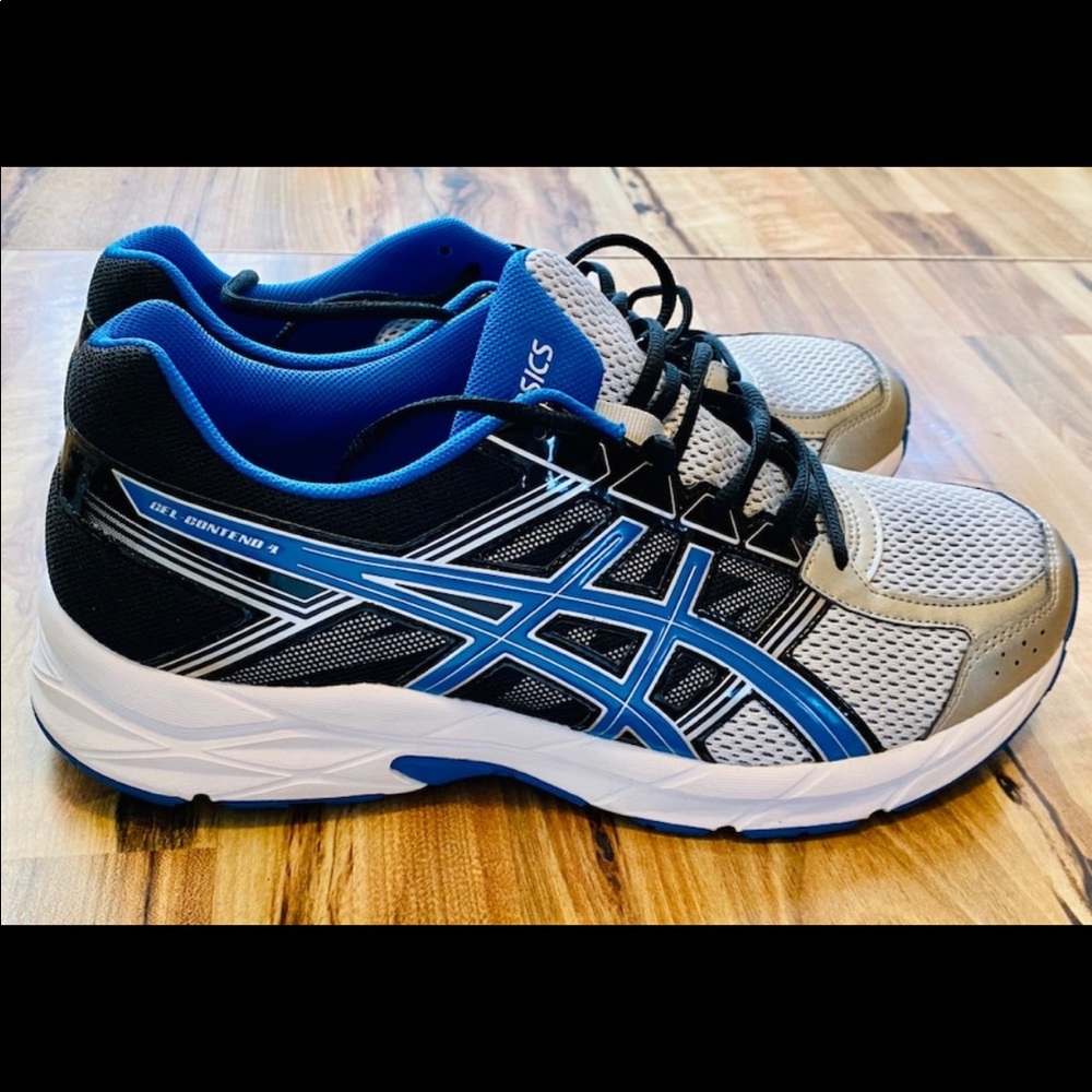 🚨SOLD Asics GEL CONTEND 4 WIDE RUNNING SHOES